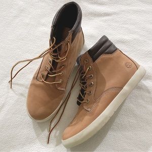 Timberland Booties Women’s Size 6